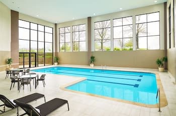 Sheraton Lisle Naperville Hotel