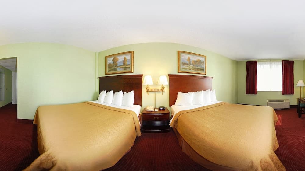 Quality Inn & Conference Center Franklin Downtown