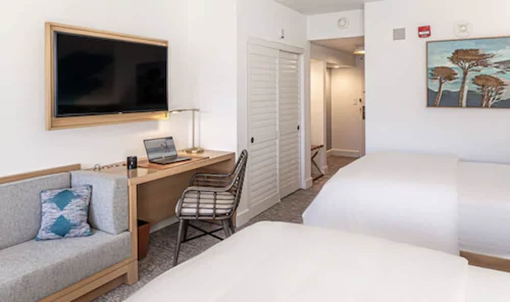 Portola Hotel & Spa at Monterey Bay