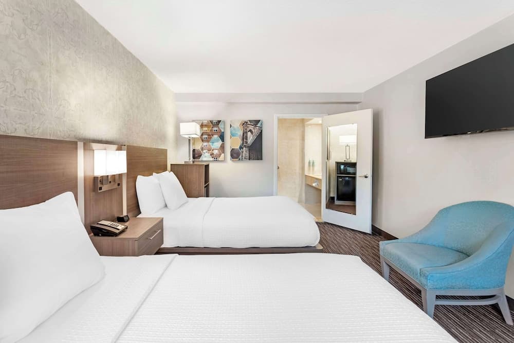 Best Western Mill River Manor