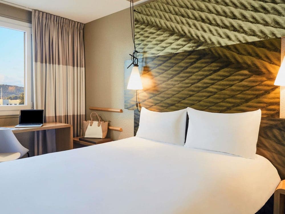 ibis Toulon La Seyne Sur Mer