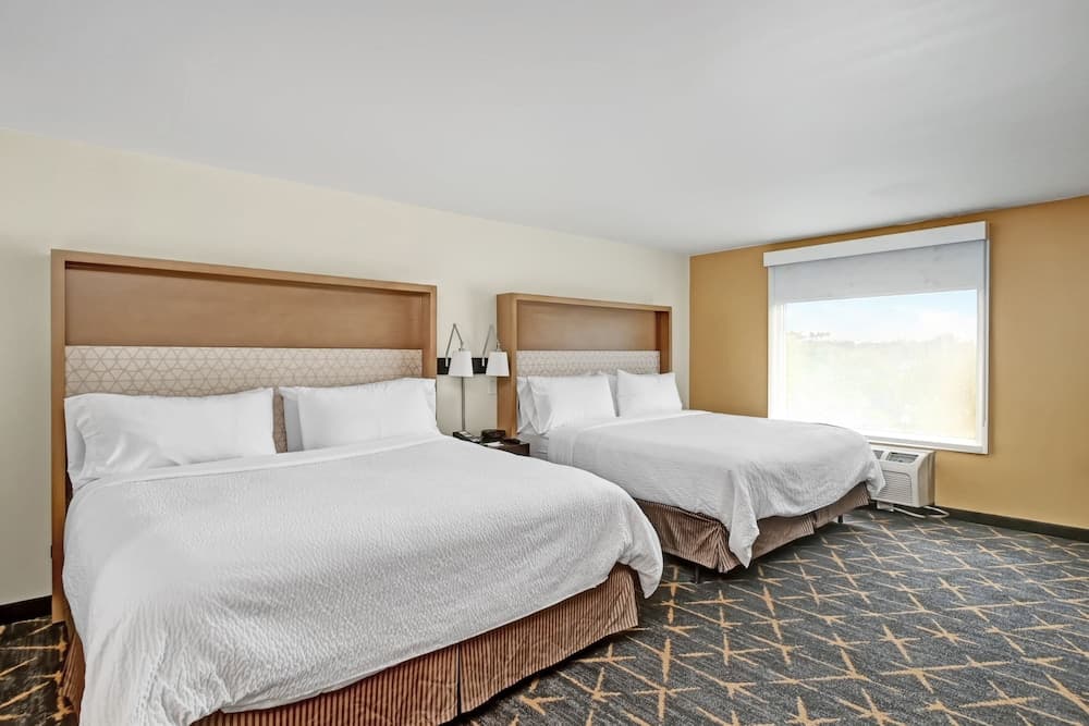 Holiday Inn Piscataway Somerset by IHG