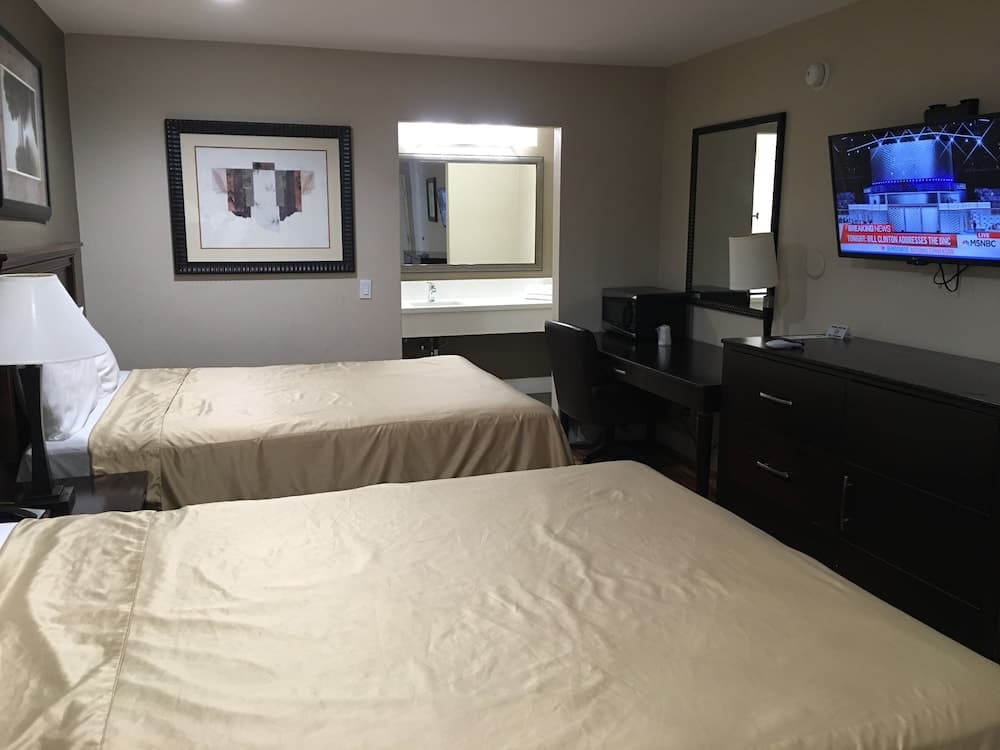 Anaheim Lodge - Near Adventure City