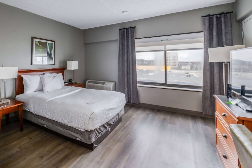 La Quinta Inn & Suites by Wyndham New Haven