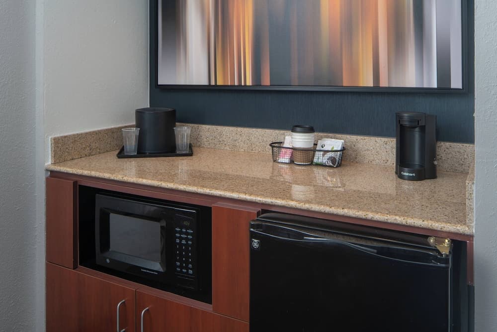 Courtyard by Marriott Memphis East/Park Avenue