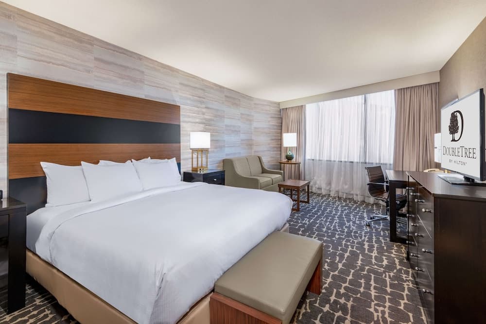 DoubleTree by Hilton Denver - Aurora