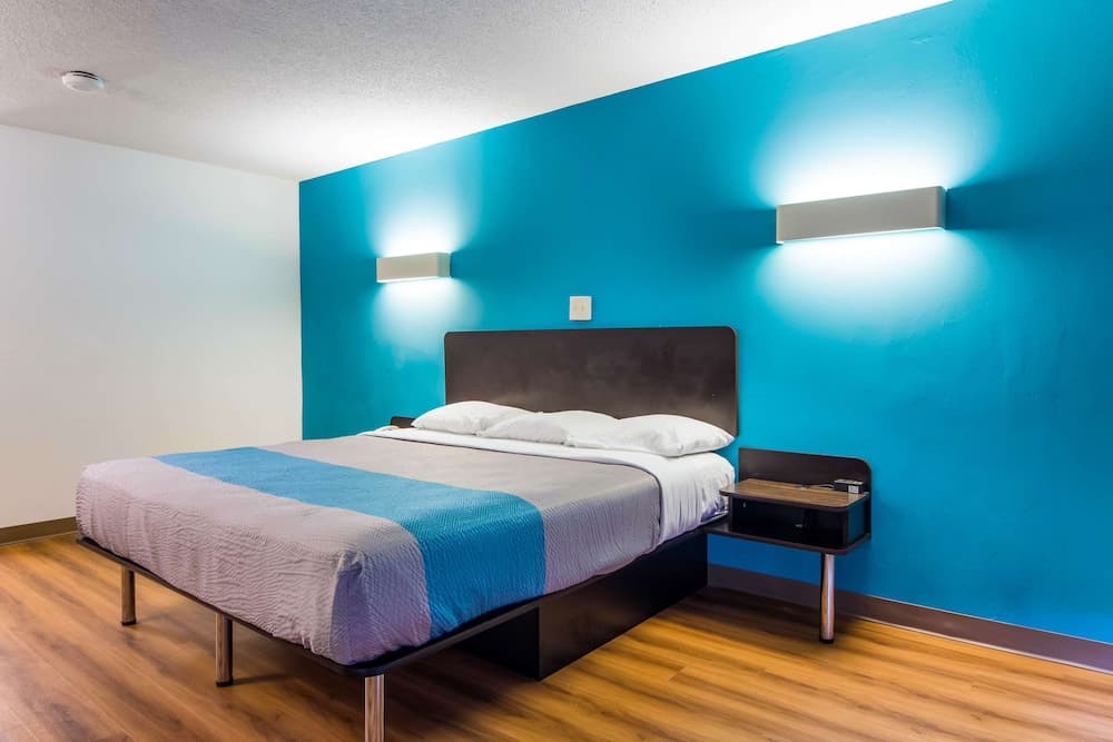 Motel 6 Lagrange, GA