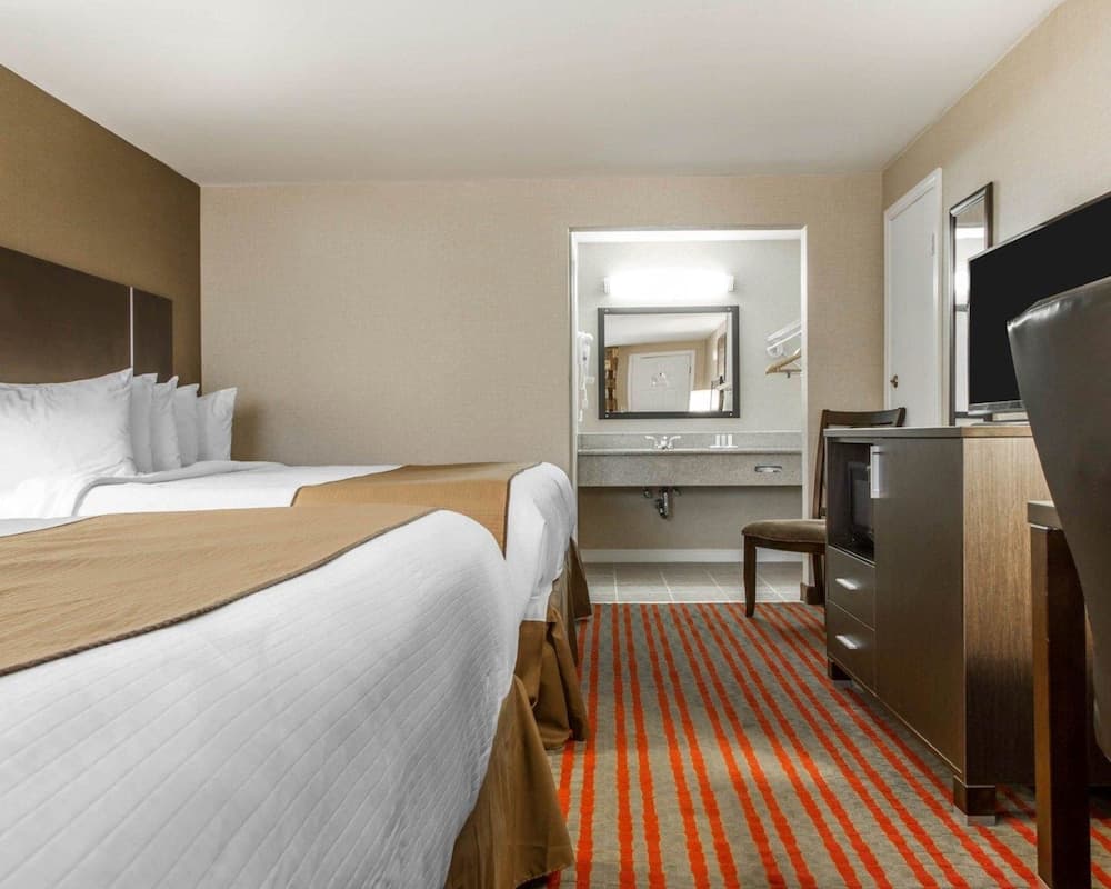 Quality Inn & Suites South Portland