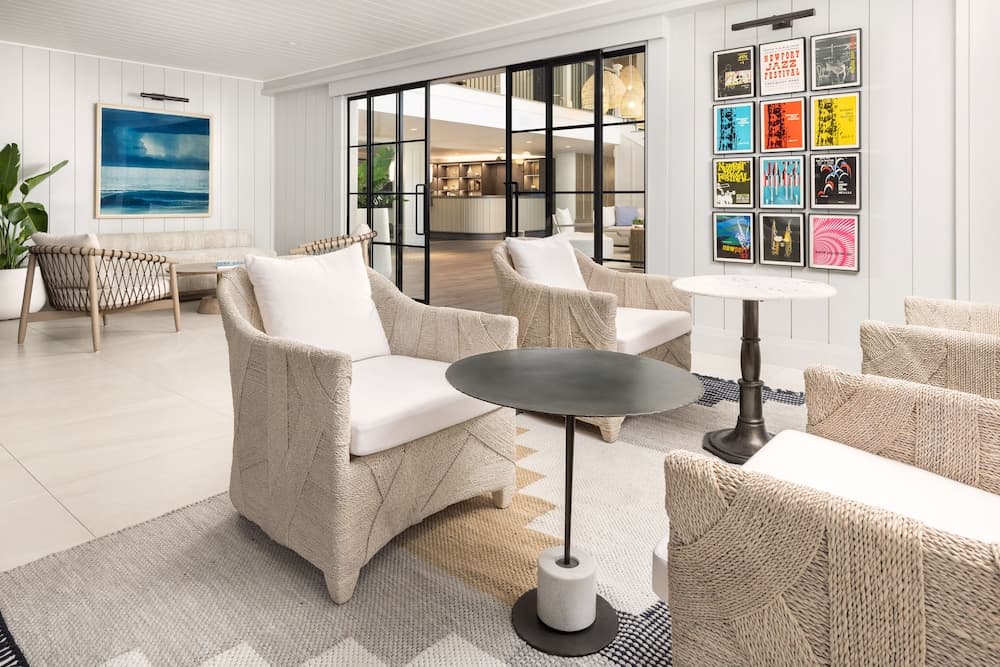 The Pell - Part of JdV by Hyatt