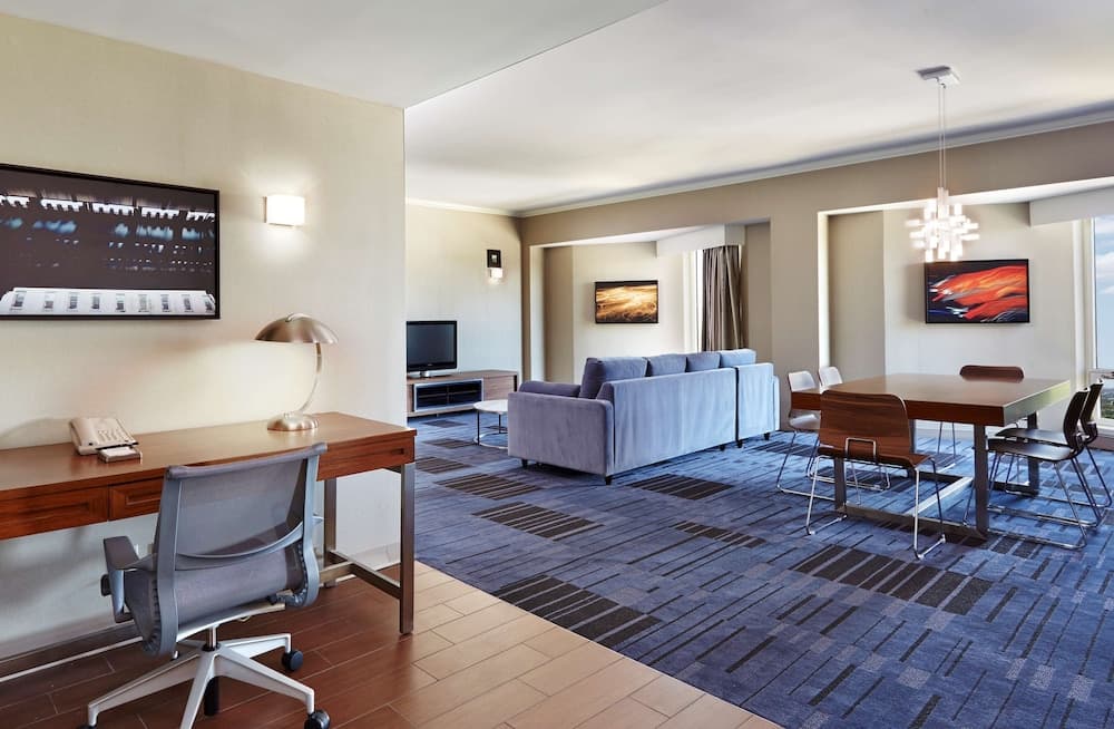 Hilton Newark Airport