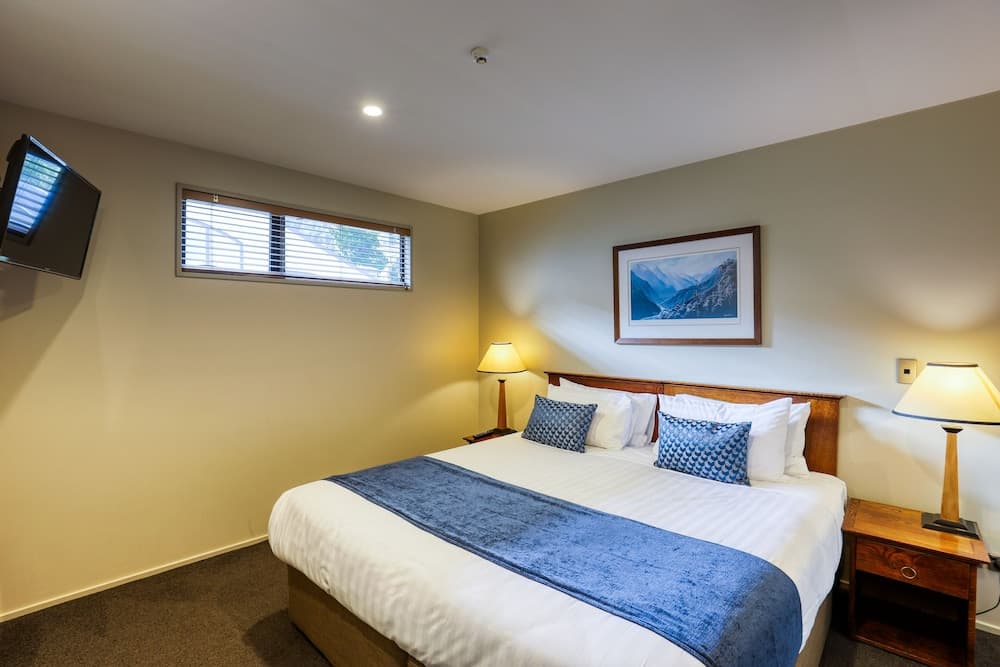 Garden Court Suites And Apartments