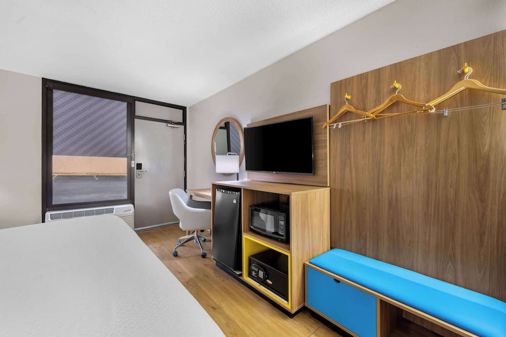 Days Inn by Wyndham Raleigh Midtown