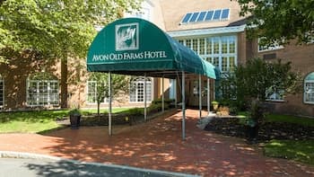 Avon Old Farms Hotel