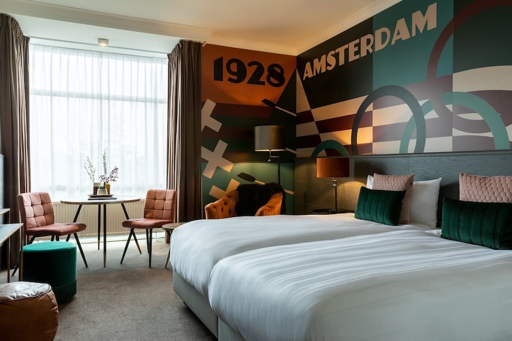 Apollo Hotel Amsterdam, a Tribute Portfolio Hotel