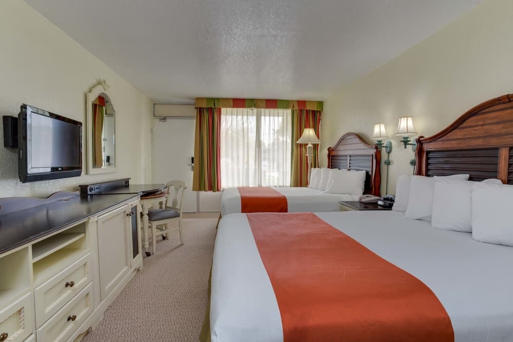 Seralago Hotel & Suites Main Gate East