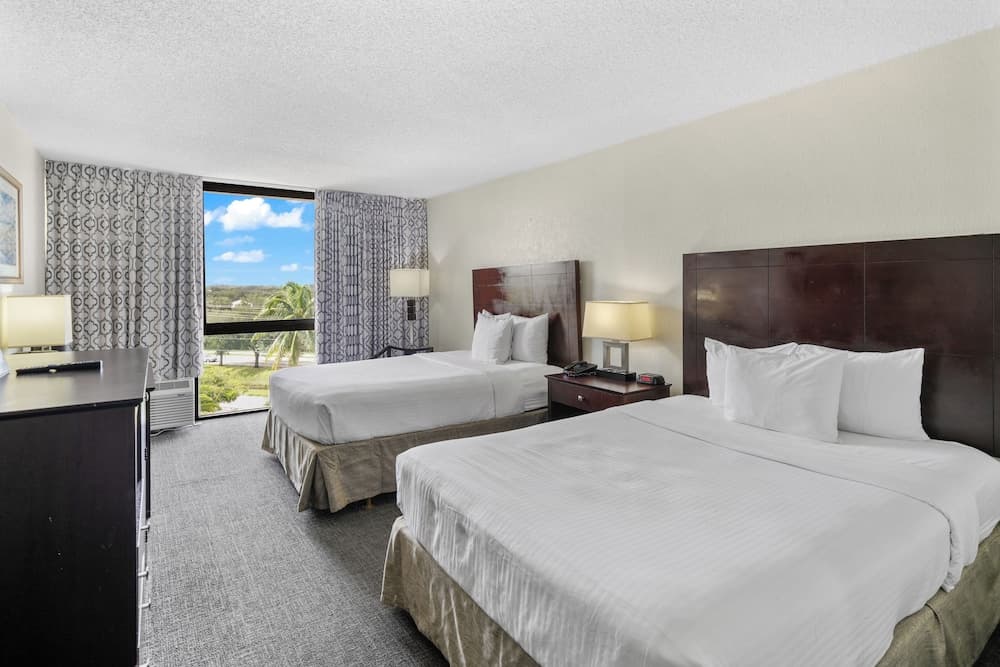 88 Palms Hotel & Event Center