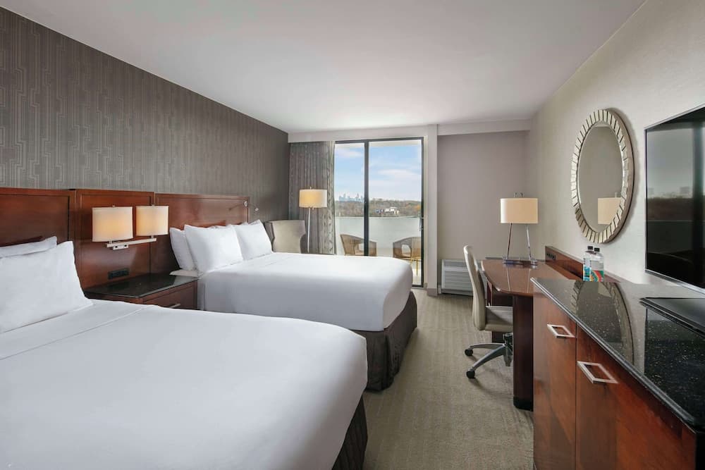 Sonesta Charlotte Lower South End