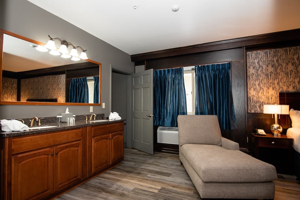 Best Western Plus Plattsburgh