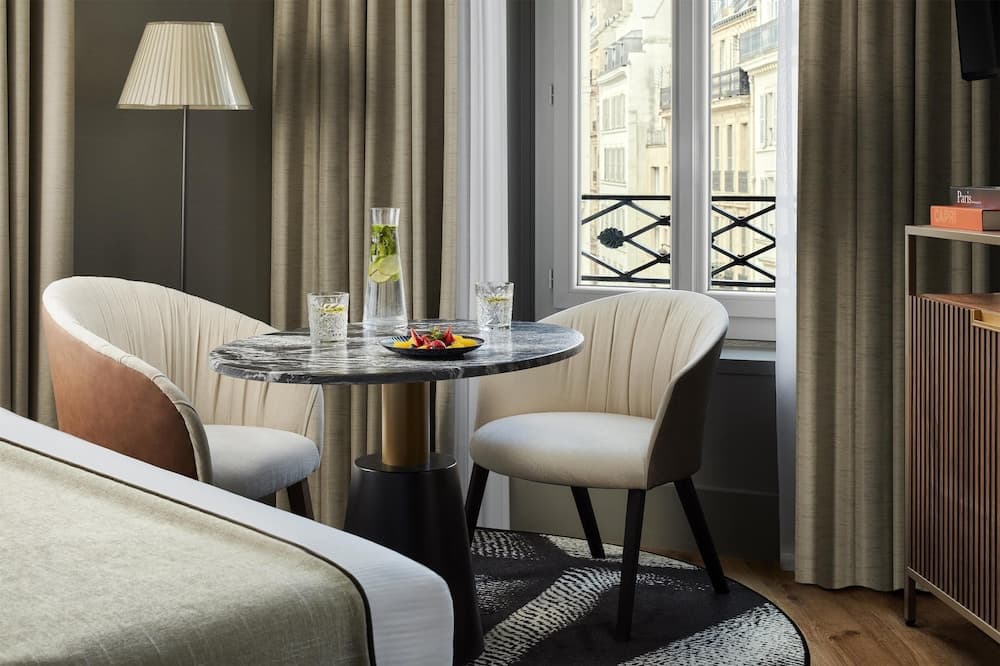 NH Collection Paris Ponthieu Champs-Elysées