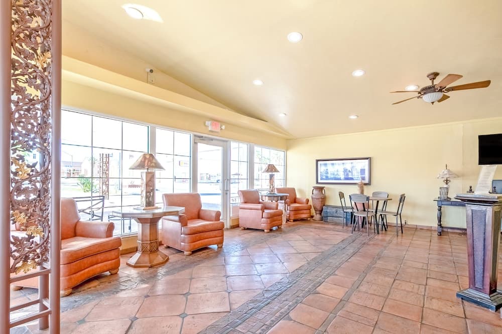 Historic Coronado Motor Hotel by OYO