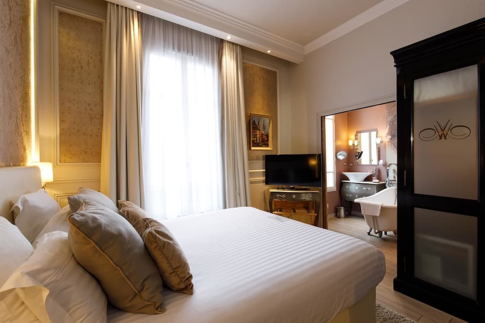 Hotel & Spa Le Grand Monarque, Best Western Premier Collection