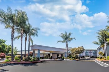 Holiday Inn Dublin-Pleasanton, an IHG Hotel