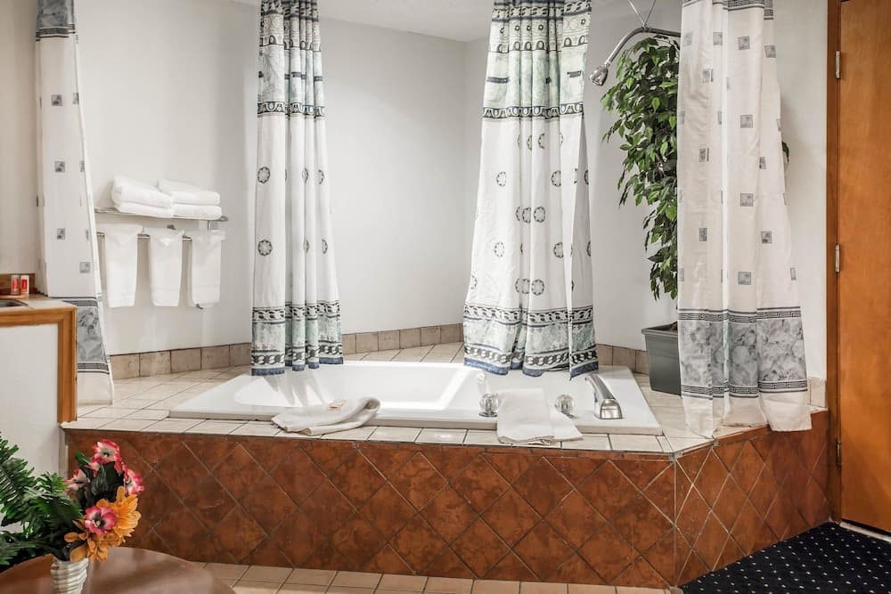 Econo Lodge SeaTac Airport North