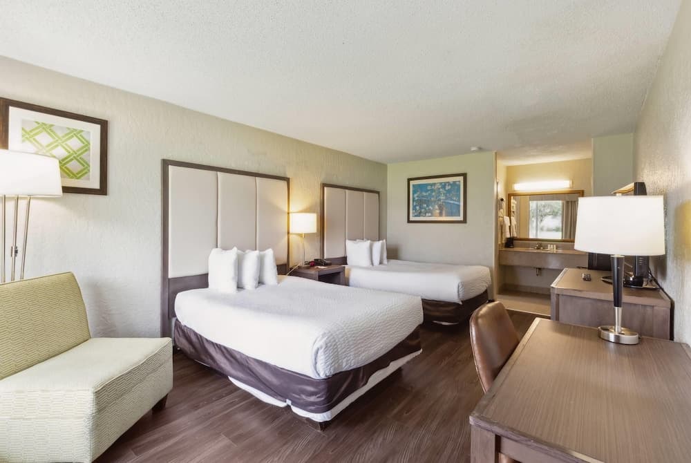 Ramada by Wyndham Houma