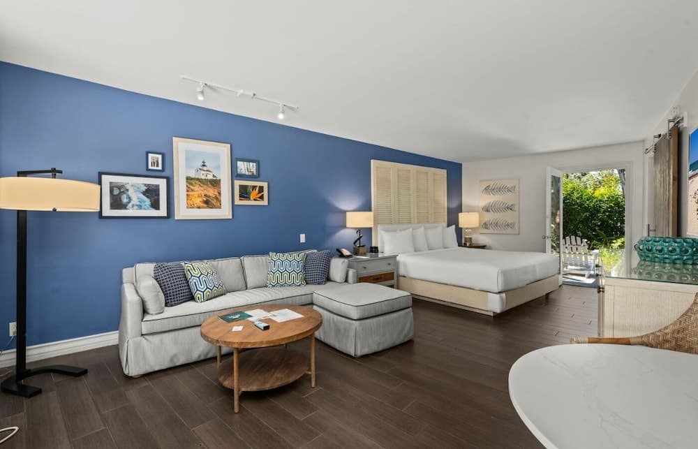 Paradise Point Resort & Spa