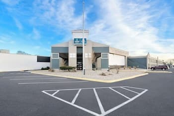 Clarion Inn & Suites and Convention Center