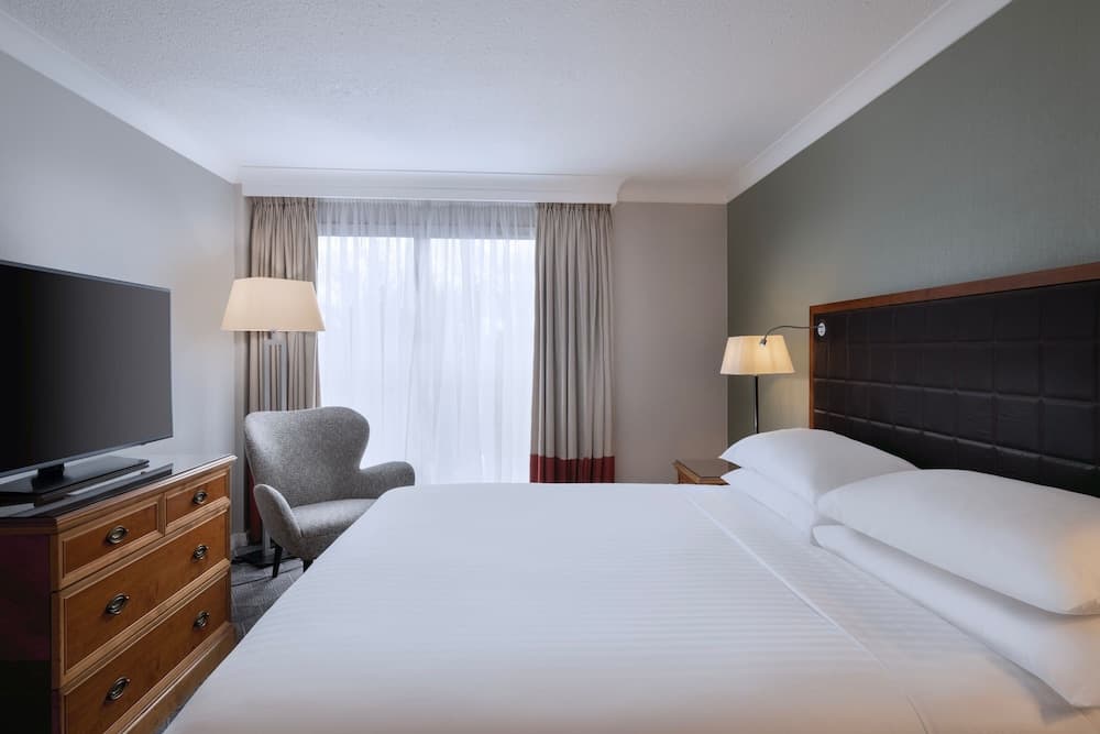 Delta Hotels by Marriott Heathrow Windsor
