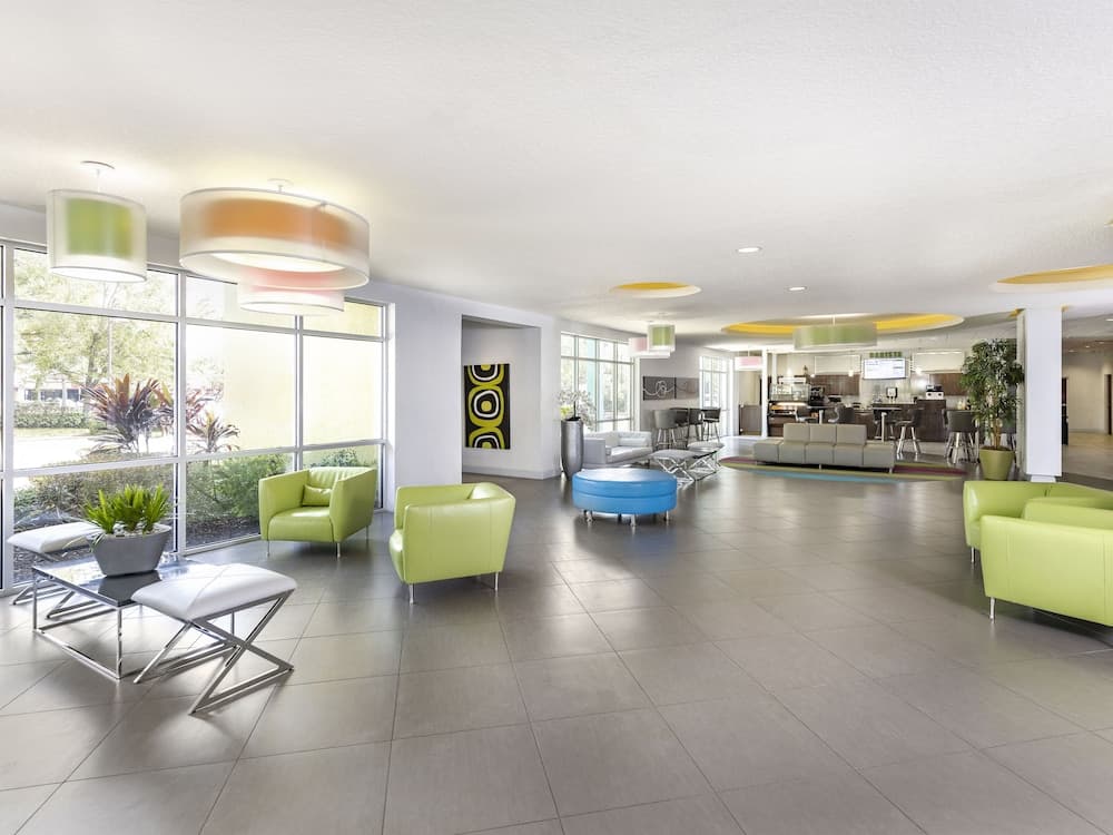 Avanti International Resort