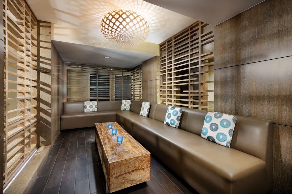 The Anza - A Calabasas Hotel