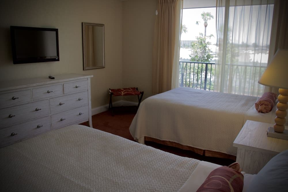 The Suites at Magic Tree