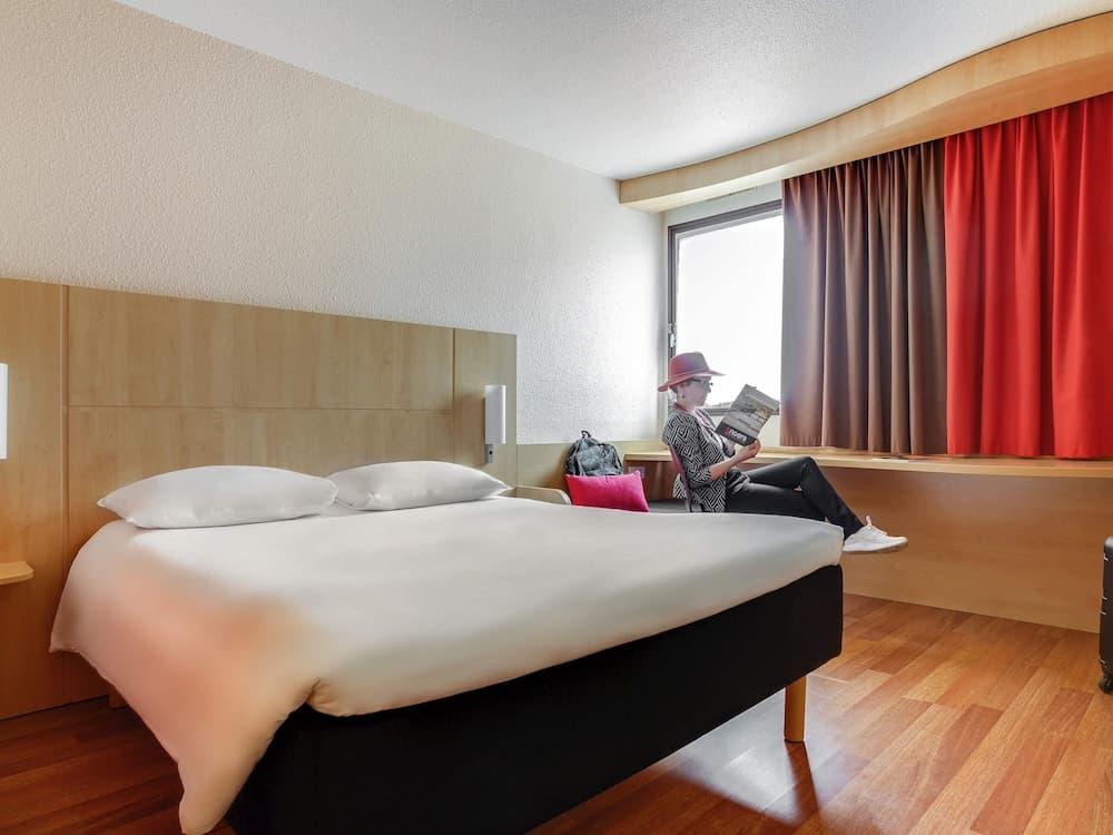 ibis Angers Centre Château