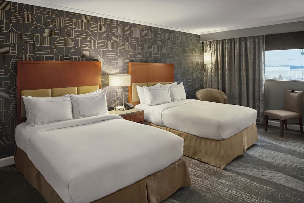 DoubleTree by Hilton Akron Fairlawn