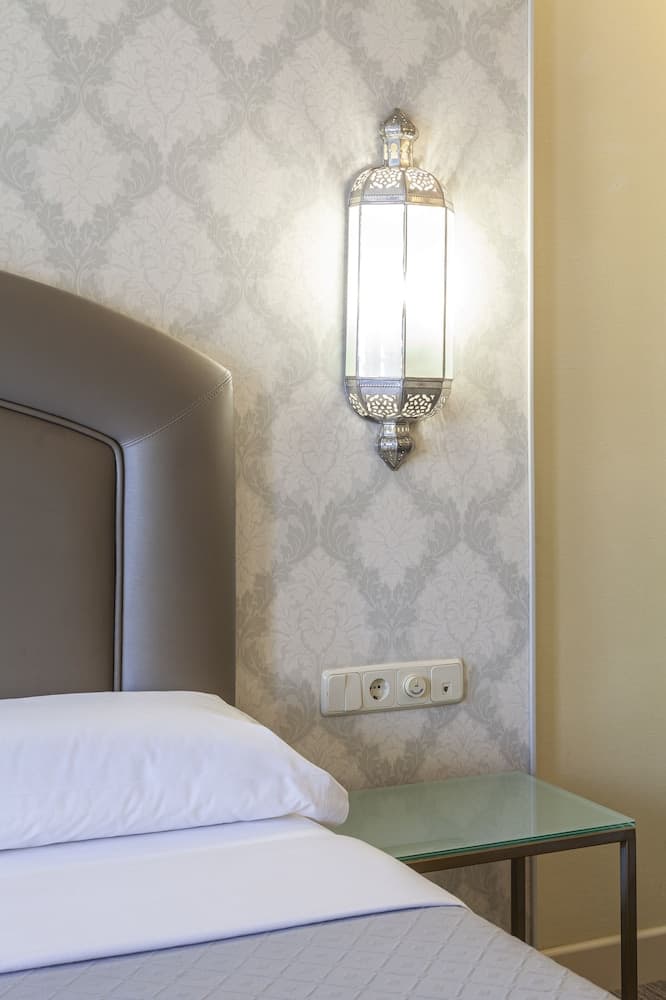 Hotel Macià Alfaros