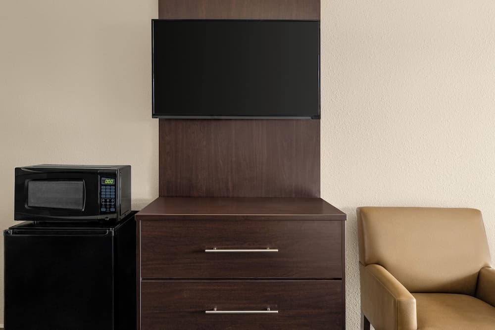 Baymont by Wyndham Kingman