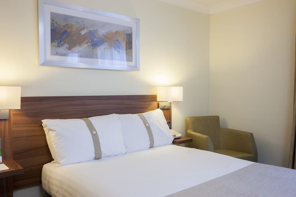 Holiday Inn Ashford Central by IHG