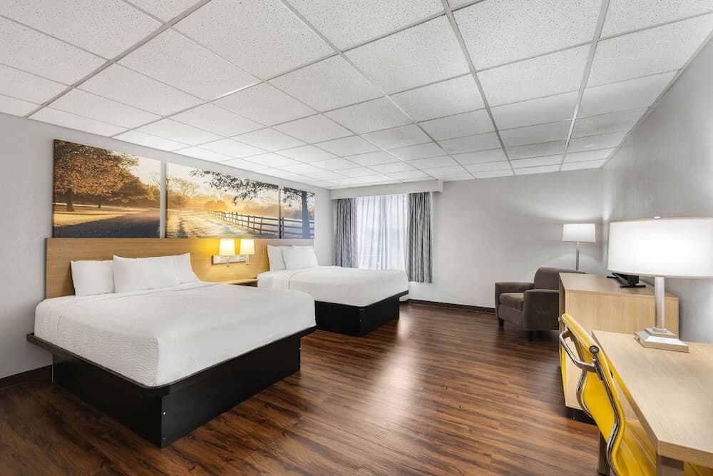 Days Inn by Wyndham Madisonville