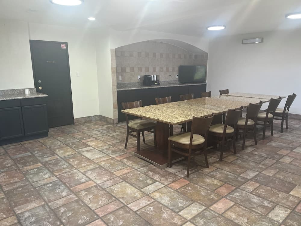 Ocotillo Apartments & Hotel