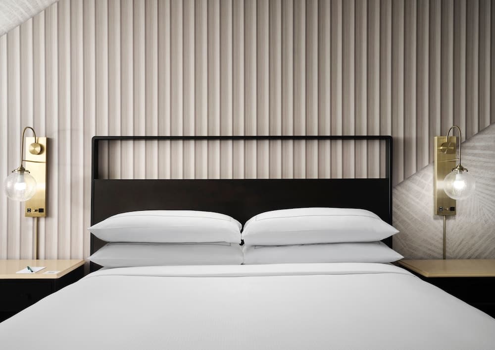 Hotel Fera Anaheim, a DoubleTree by Hilton