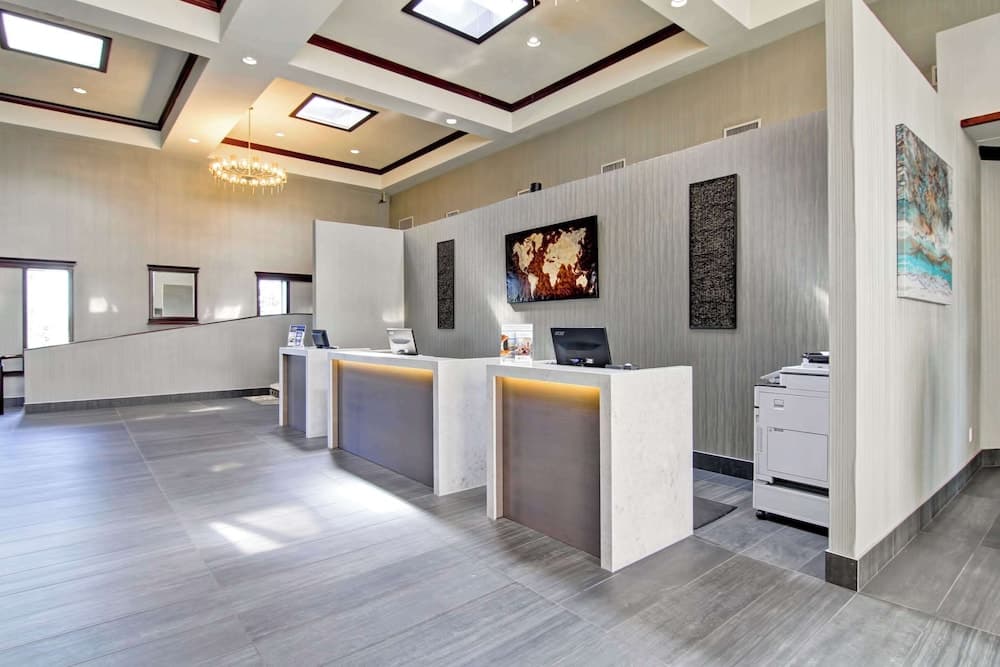 Radisson Hotel & Conference Centre West Edmonton