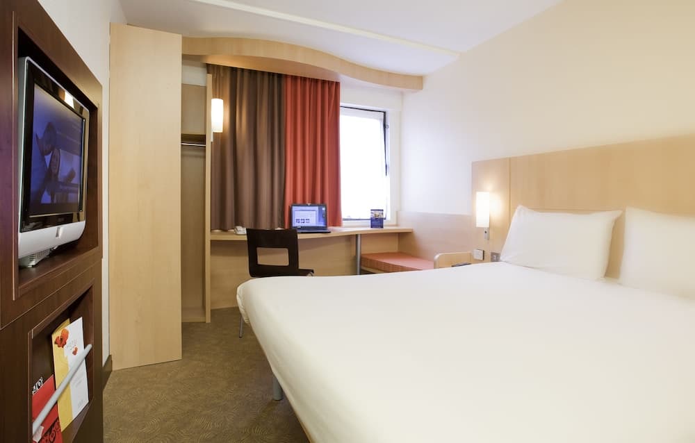 Ibis Birmingham New Street Station Hotel