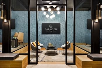 Sheraton Suites Chicago O'Hare