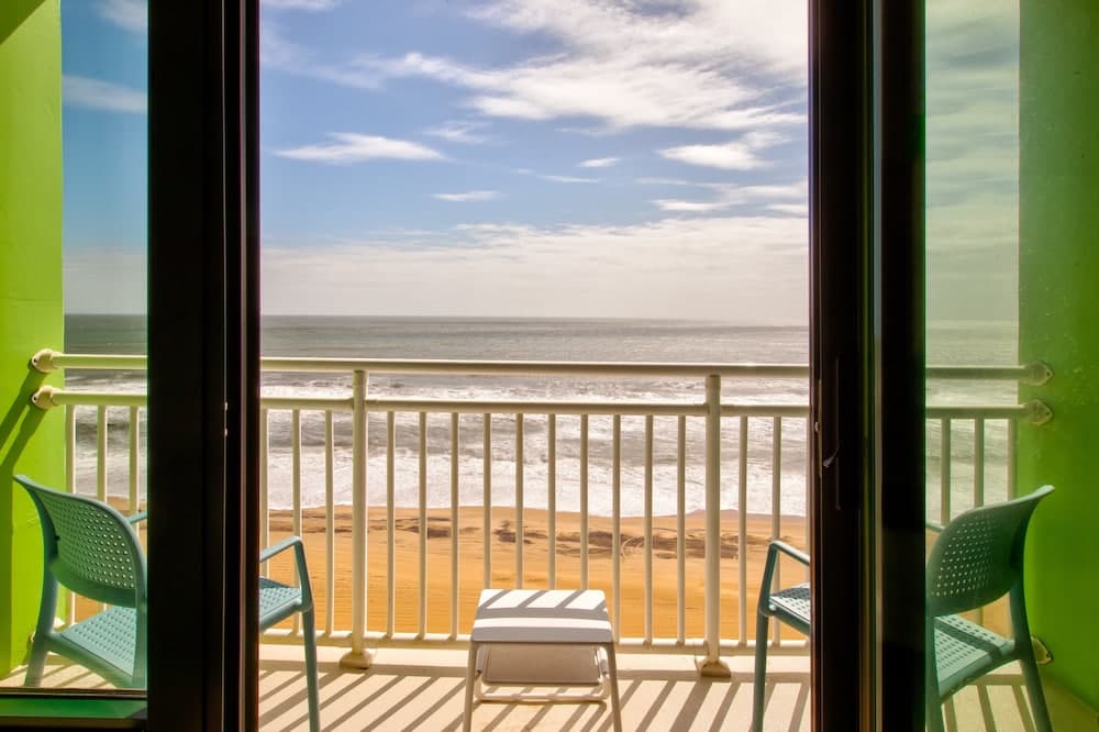 Holiday Inn Va Beach-Oceanside (21st St) by IHG