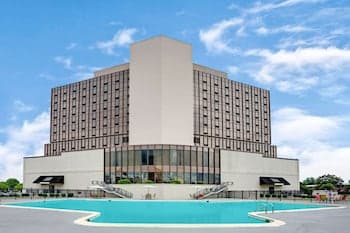 Wyndham Garden Norfolk Downtown