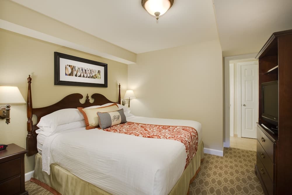 Bluegreen Vacations Patrick Henry Square, an Ascend Collection Resort