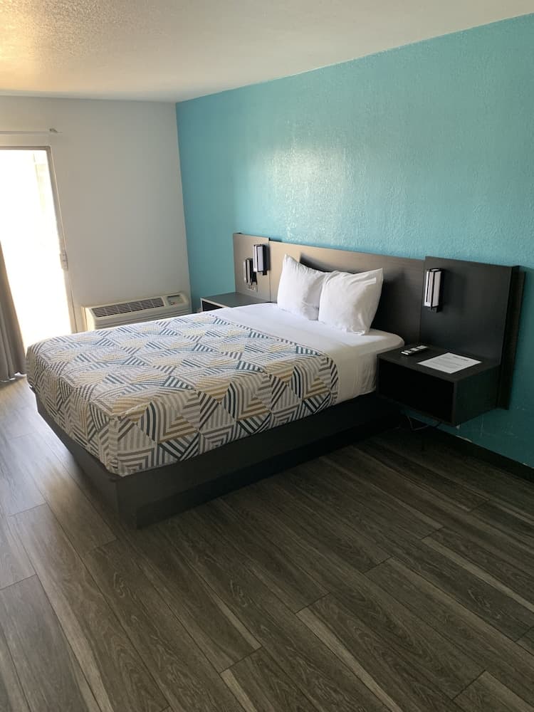 Motel 6 Lincoln, NE - Airport