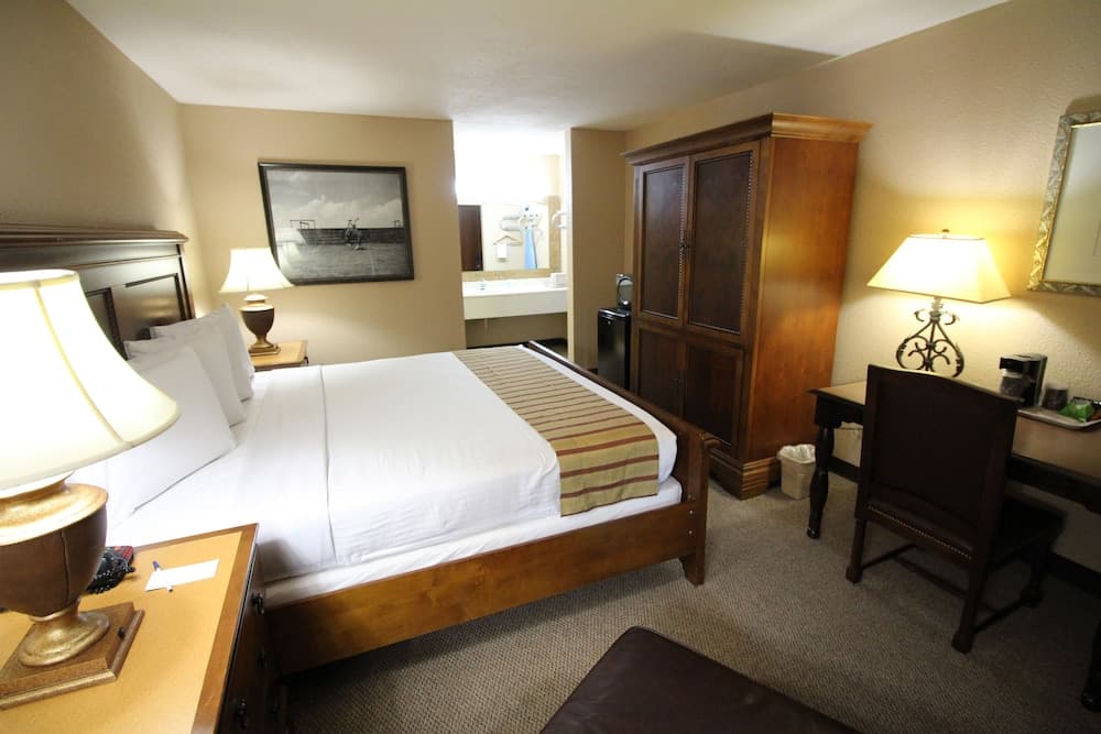 Magnuson Grand Hotel & Conference Center Tyler